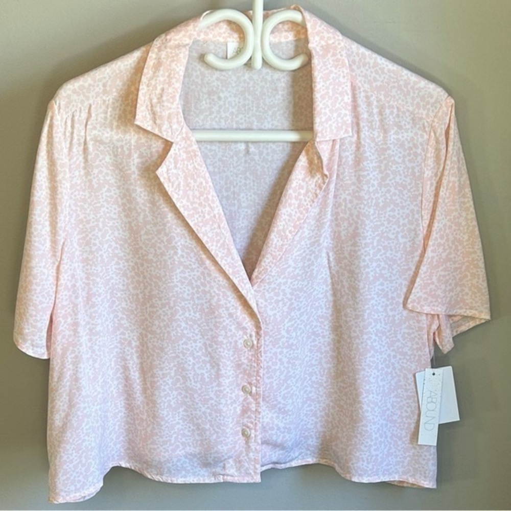 Abound Nordstrom Mini Moo Lightweight Cropped Button Up Top Size L